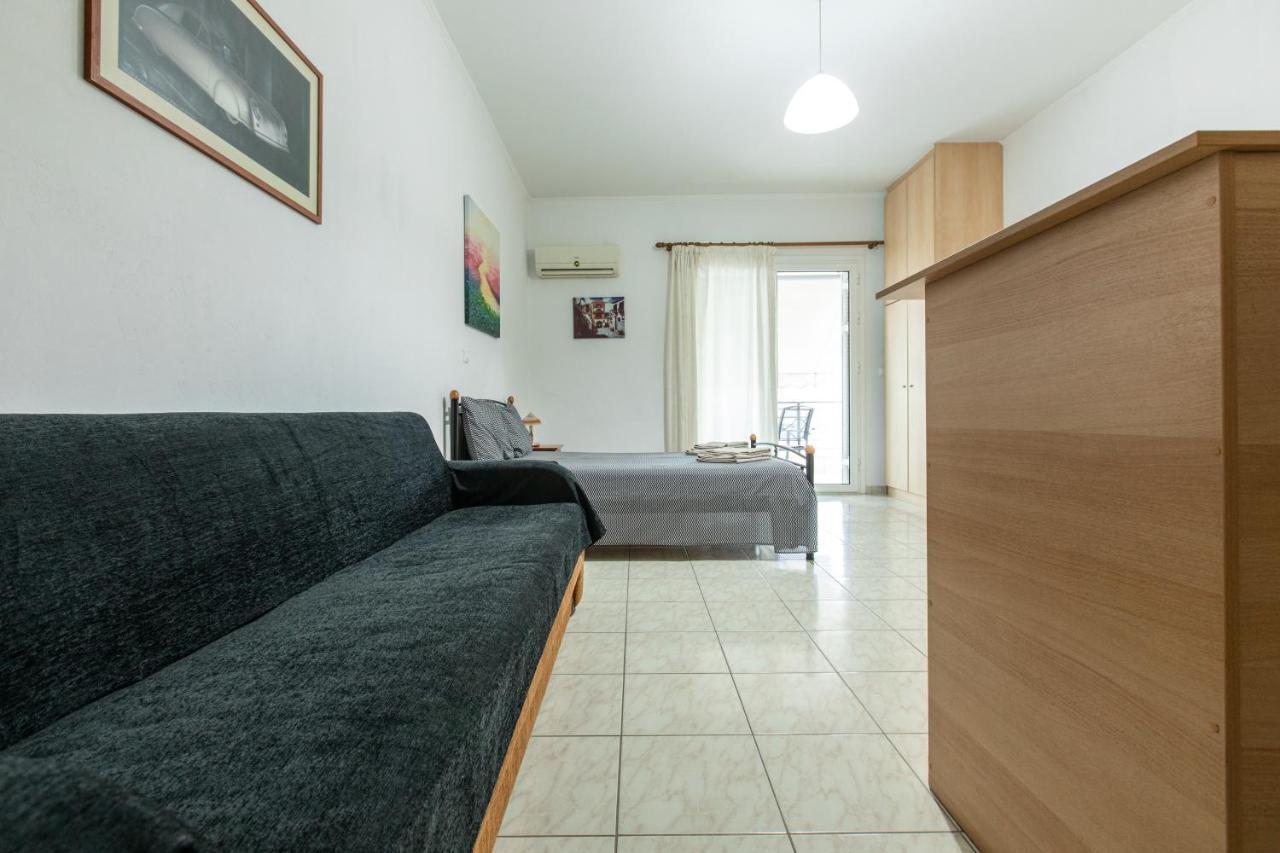 Central Cozy Apartment 3 สปาร์ติ ภายนอก รูปภาพ
