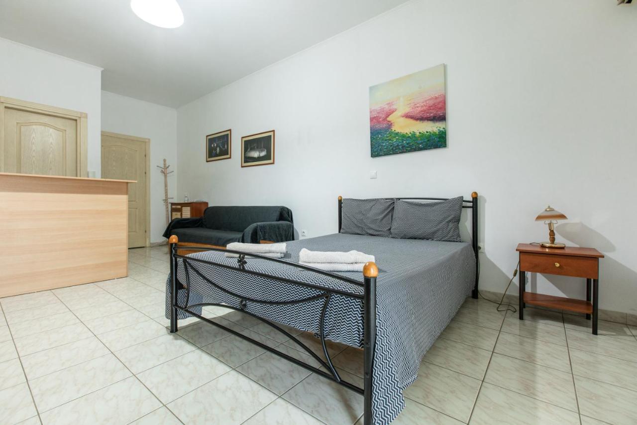 Central Cozy Apartment 3 สปาร์ติ ภายนอก รูปภาพ
